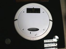 Cleandroid Automatic Charging Vacuum Cleaning &amp; Dry Mopping Robot with Li-ion Battery &amp; HEPA Filter CD-01PK01 N6