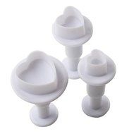 Sher Heart Pattern Cake and Cookie Cutter Mold with Plunger (3 Pieces) N2