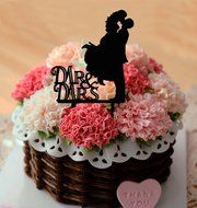 Ecape Wedding Cake Toppers Acrylic Bride and Groom Bridal Cake Toppers with Art Words Mr and Mrs for Cake Decoration N34