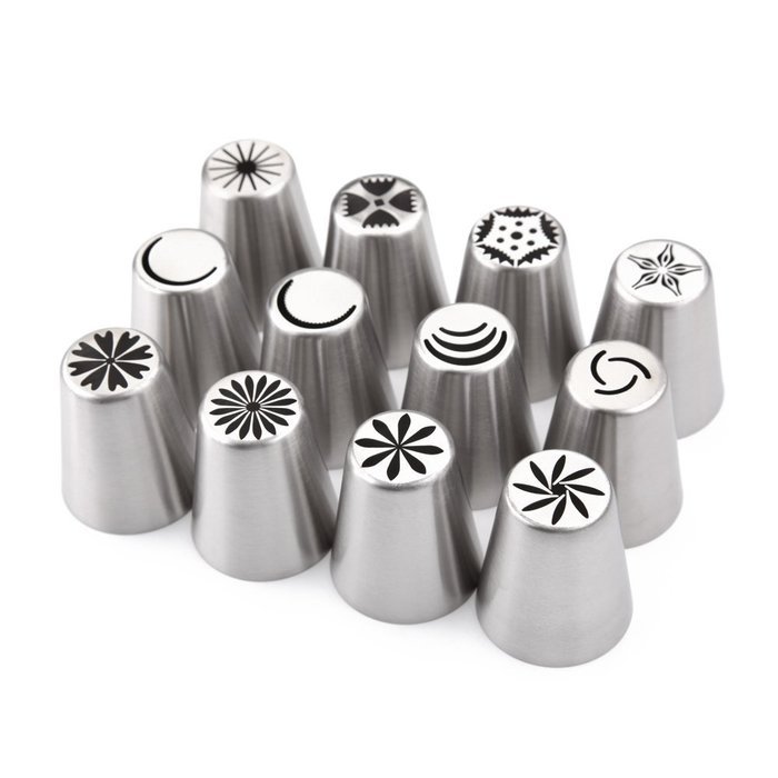 UTEN 12pcs Stainless Steel Russian Piping Nozzles Set DIY Pastry Icing Cake Decorating Tool (silver) N2