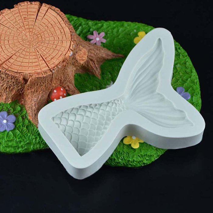 Zeroyoyo Fondant Cake Silicone Cupcake Mould Baking Tools Chocolate Halloween Fish Tail Shaped (S)