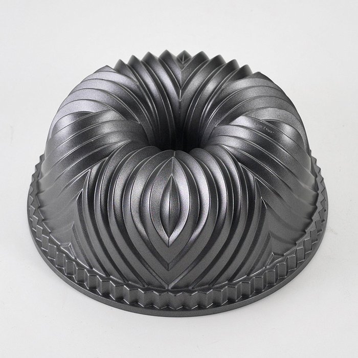 Nordic Ware Bavaria Bundt Pan