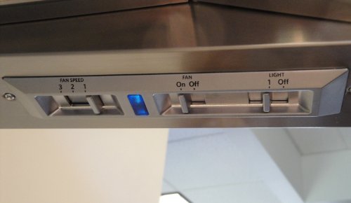 Professional Collection Maestrale 42" Wide Wall-Mount Canopy Range Hood 600 CFM PRO Motor Dishwasher Safe Filters... N5
