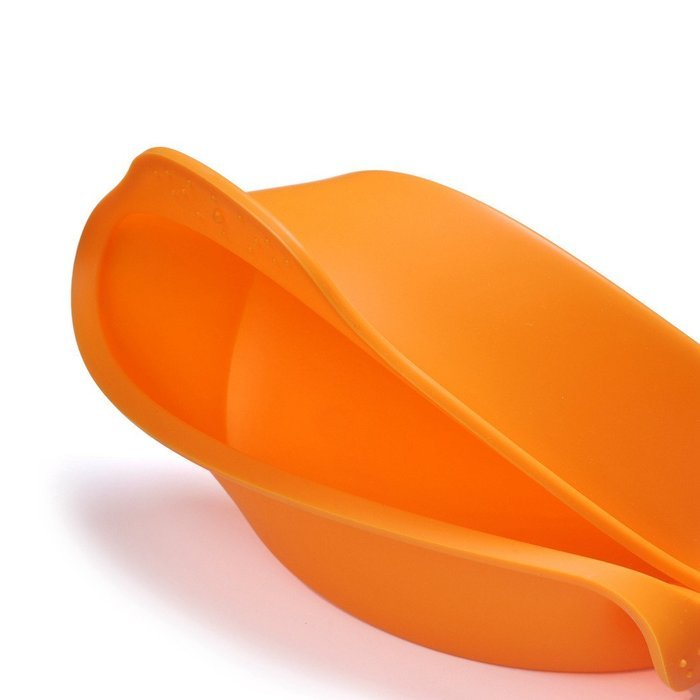 20cm (8 Inches) Silicone Round Cake Pan with Handle Suitable for All Types of Baking and Roasting Silicone Round...