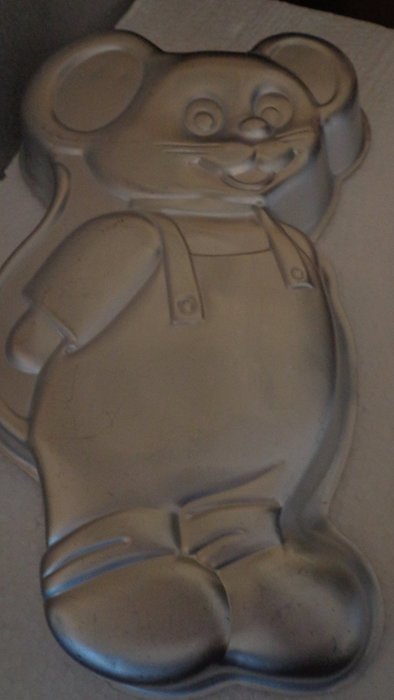 Wilton Rare "Little Mouse" Cake Pan, Jerry the Mouse, Country Mouse N2
