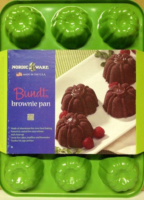 Nordic Ware Bundt Brownie Pan - Green
