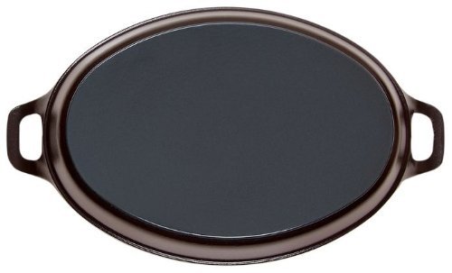 Staub Oval Roasting Dish - 9.5" x 6.75" - 1Qt - Black Matte N4
