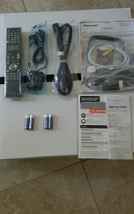 Pioneer SC-37 7.1-Channel 3D Ready A/V Receiver N5