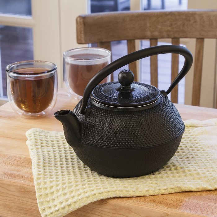 Primula Cast Iron Teapot &ndash; Durable Cast Iron with a Fully Enameled Interior &ndash; Beautiful Hammered Design &ndash; 36 oz... N2