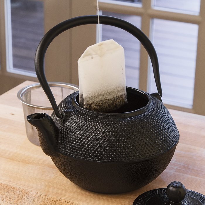 Primula Cast Iron Teapot &ndash; Durable Cast Iron with a Fully Enameled Interior &ndash; Beautiful Hammered Design &ndash; 36 oz... N3