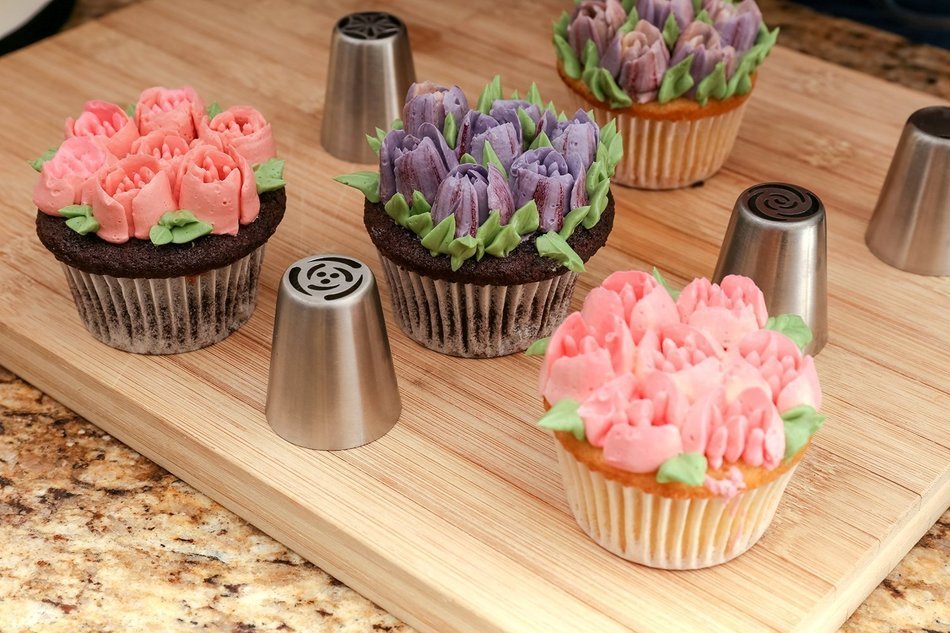Cake Decoration tips set-FUNJIA Decorating Tip Set, 24-Piece decorating tips, Stainless Steel Baking Tools Supply...