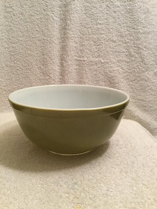 Vintage Pyrex #403 Olive Green Avocado Nesting Mixing Serving Bowl 2.5 Quarts