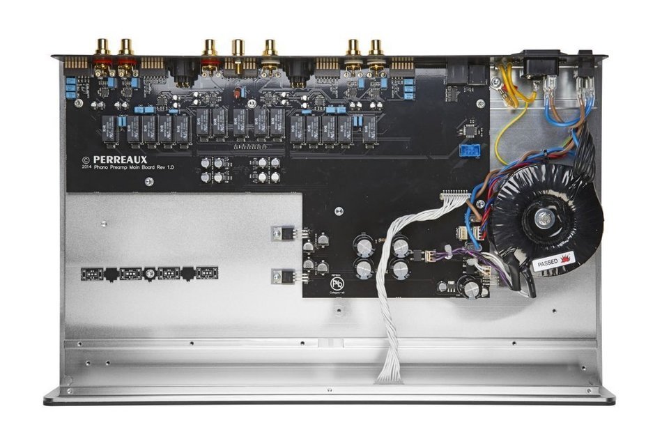 PERREAUX Moving Magnet/ Moving Coil Phono Preamplifier 17" Wide x 10.9" Deep x 2.6" High Silver Annodised Aluminium