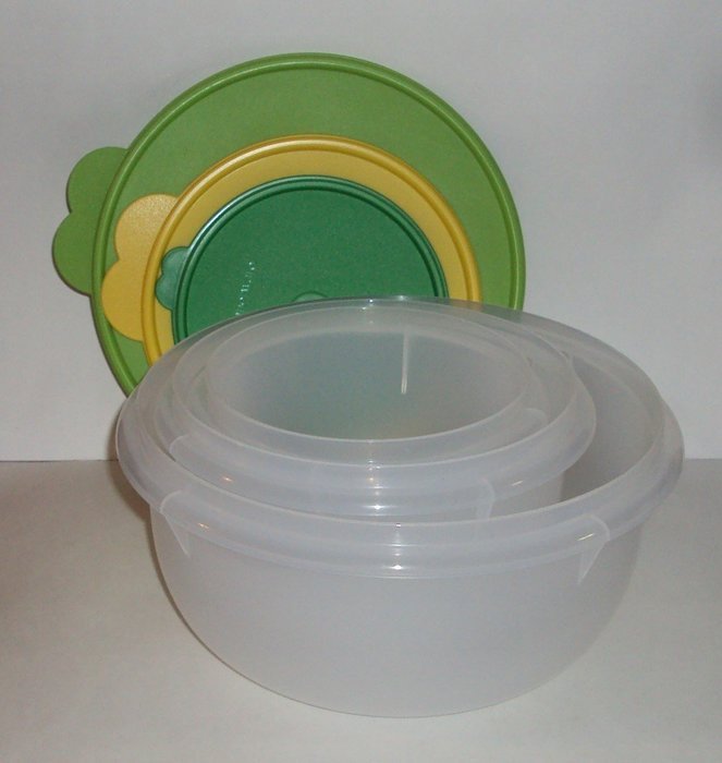 Vintage Tupperware Classic Flat Bottom Mixing Bowls Set Green Seals N2