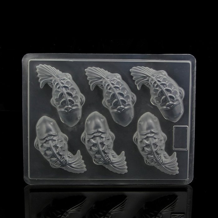 Fashionclubs 3D Koi Fish Plastic Jelly Chocolate Fondant Mold Sugarcraft Mold (L) N4