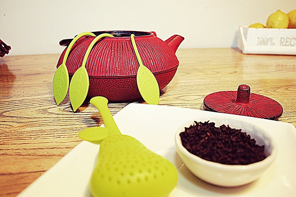 Fruitea Tea Infuser - 4 Silicone Tea Strainers. Tea filter for Loose Leaf Tea in shape of fruits by J&Z (strawberry... N2