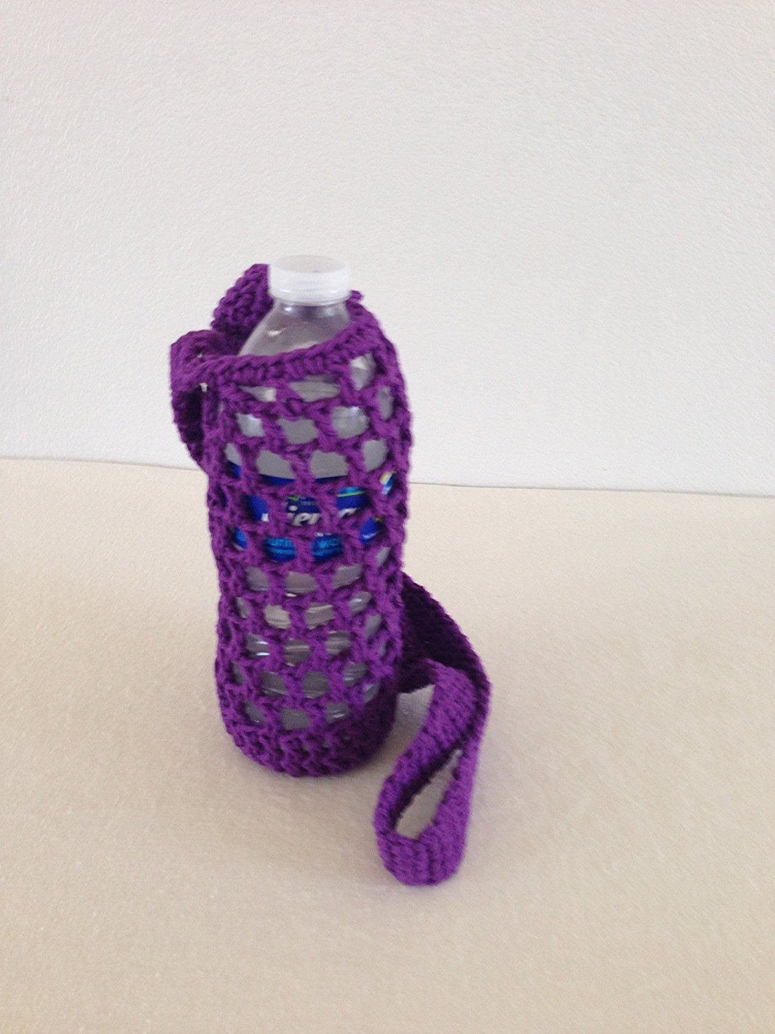 Crochet water bottle carrier, crochet bottle holder in purple N7 free
