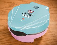 Nostalgia Electrics CKM100 Electric Cupcake Maker N3