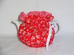 2 Cup Floral on Red Reversible Tea Pot Cozy