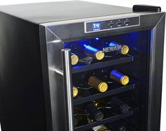 NewAir AW-281E 28 Bottle Thermoelectric Wine Cooler N39
