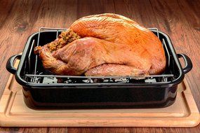 Granite Ware F5287-2 Heavy Gauge Open Roaster with Nonstick V-Rack, Blue