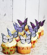 Edible Butterflies &copy; - Ombre Monarchs Purple- Set of 12 - Cake and Cupcake Toppers, Decoration