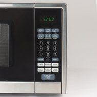 Westinghouse WCM11100W 1000 Watt Counter Top Microwave Oven, 1.1 Cubic Feet, White Cabinet N11