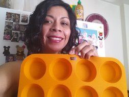Silicone Muffin Cupcake Baking Pan Tray - Standard Size - 12 Cups - 100% Pure Food Grade Premium Non-Stick Silicon... N2