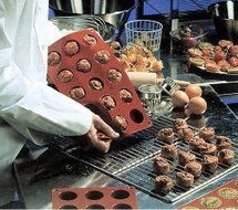 GastroFlex Silicone Nonstick Petits Rounds Muffin Pan by Gobel