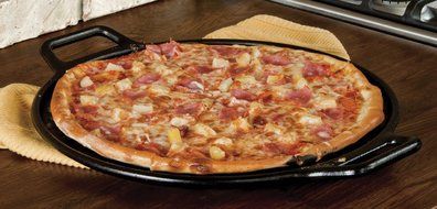 Lodge P14P3 Pro-Logic Cast Iron Pizza Pan, 14-inch, Black N4