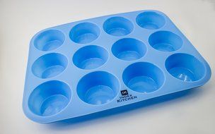 (2 pans) Silicone 12 Cup Muffin Pan ; Easy to Clean; Dishwasher Safe; Heat Resistance; BPA Free; Non-Stick Pan N2