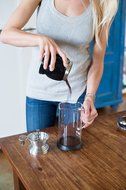 Manual Coffee Grinder by Sky Solutions - Ceramic Conical Burr Coffee Grinder. Midnight Black, made with Stainless... N2