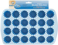 Wilton 2105-4909 Easy Flex Heart 24-Cavity Silicone Mold N5