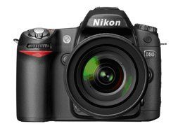 Nikon D80 10.2MP Digital SLR Camera Kit with 18-135mm AF-S DX Zoom-Nikkor Lens N4