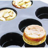 Matfer Bourgeat Silicone Flexipan 8 Oz. Quiches / Tart Mold, 12 Cups Black 336049 N2