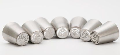 7-Piece Kitchen Stainless Steel Cake Decorating Russian Piping Tips Set N6