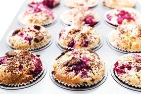42 x 30 x 3cm Master Class Silver Anodised 12 Hole Muffin Pan N3