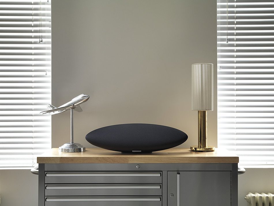 Bowers & Wilkins Zeppelin Wireless N9