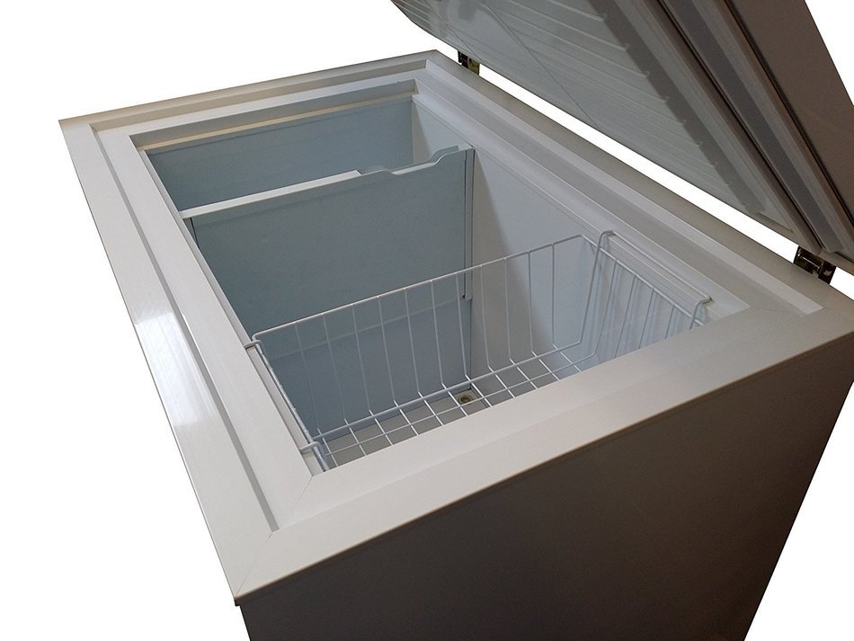 SunStar 9 Cu.Ft. Solar-Powered Chest Freezer