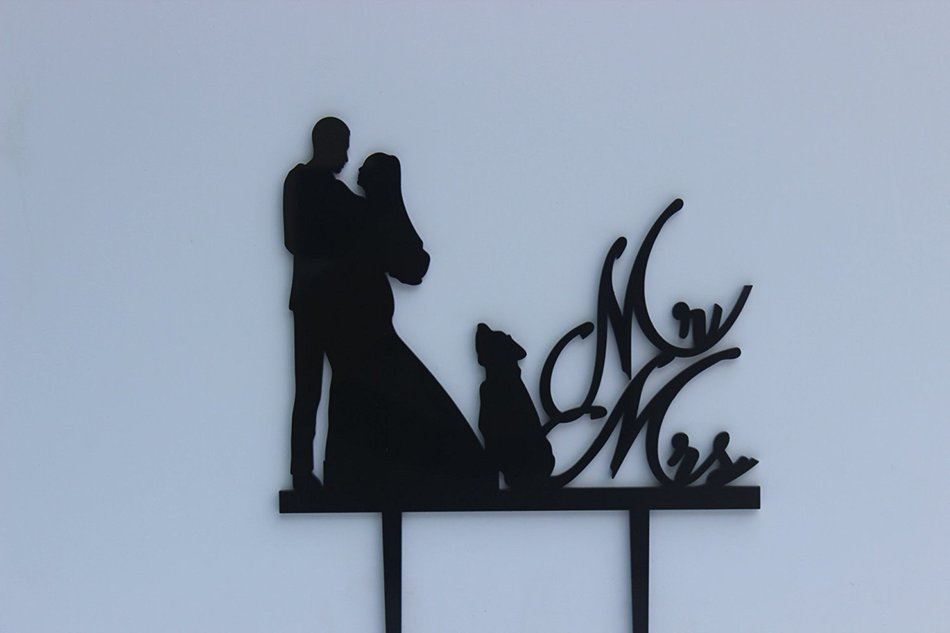Meijiafei Bride and Groom with Little Dog Mr and Mrs Cake Topper