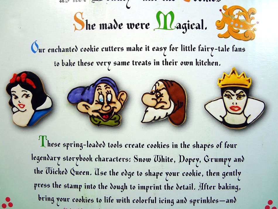 Snow White & the Seven Dwarfs Press-and-Stamp Cookie Cutters Set of 4 Dopey Grumpy