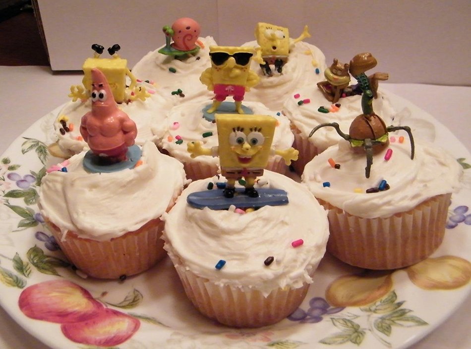 Spongebob Cake Toppers / Cupcake Decorations Set of 15