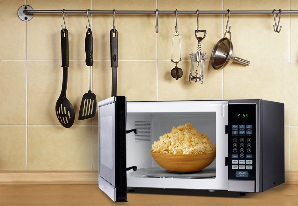 Westinghouse WCM11100W 1000 Watt Counter Top Microwave Oven, 1.1 Cubic Feet, White Cabinet N12