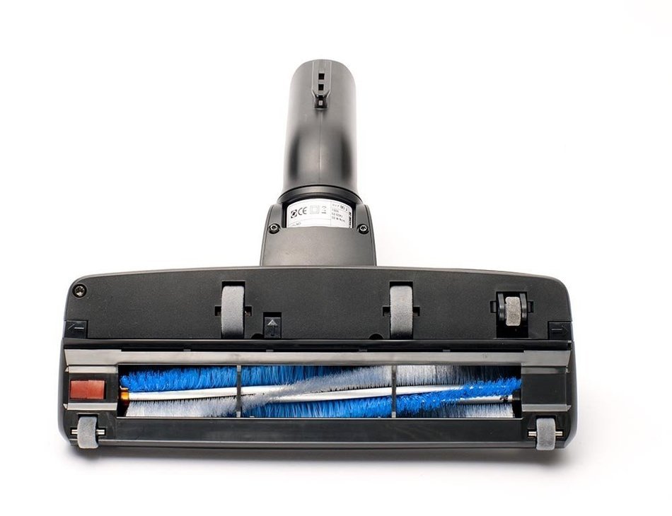 Electrolux The Quality Ergo Three auto clear blue EET530CB the best features of all three important to vacuum... N2