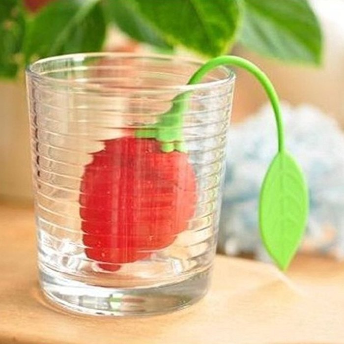 Silicone Strawberry Shape Tea Leaf Strainer Herbal Spice Infuser Tea Filter N2