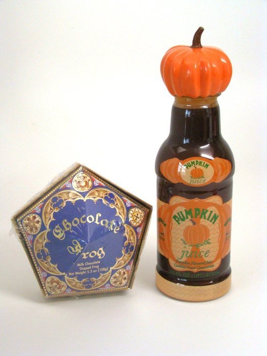 Wizarding World Harry Potter Honeyduke's Chocolate Frog & Pumpkin Juice Set N2
