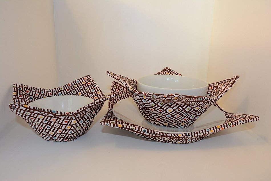 Microwave Bowl Cozies // Set of 3 // 1 Small Bowl Cozy // 1 Medium Bowl Cozy // 1 Dinner Plate Cozy // Retro Flare N3