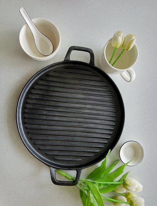 Cast Iron Griddle Pizza Pan - Pre Seasoned Grill (New Design), Black by Utopia Kitchen N5