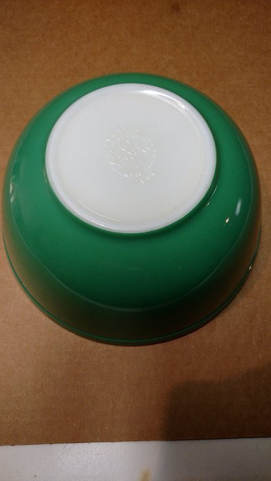 SET OF 4 - Vintage Pyrex Primary Colors Mixing Nesting Batter Bowl Set - Blue 1 1/2 Pint, Red 1 1/2 Quart, Green... N5
