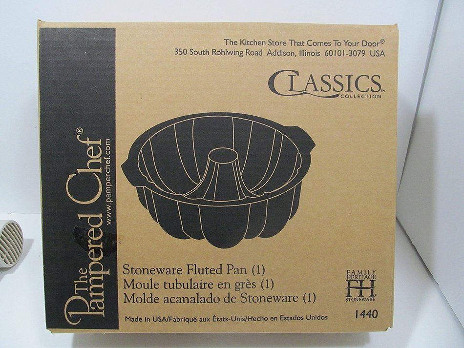 Pampered Chef Stoneware Fluted Pan #1440